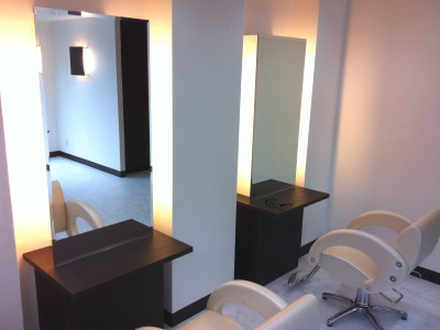 ���_���ȊԐڏƖ��t�J�b�g�G���A