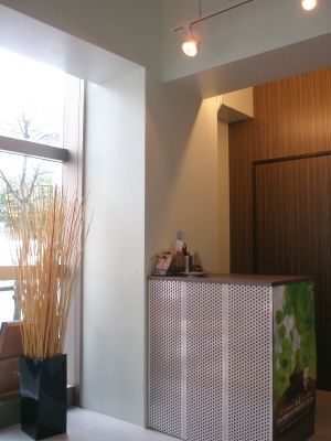 ���e���̎�t�J�E���^�[�A���^���g�p