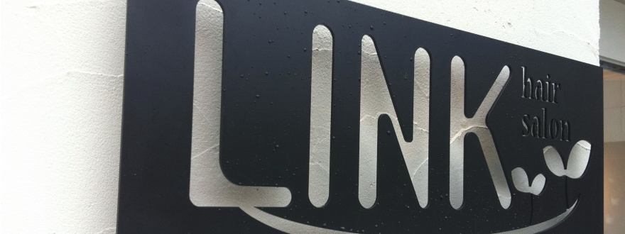 �_�[�N�u���E�����g�p�������e���ł��B